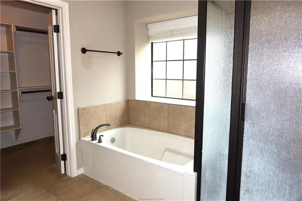 $2,275 | 922 Turtle Dove Trail, College Station, TX 77845