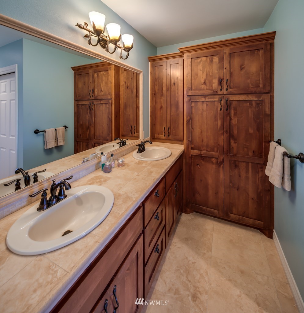 631 H Street Road Lynden, WA 98264 - Photo 11 of 25 Gallery Image 11