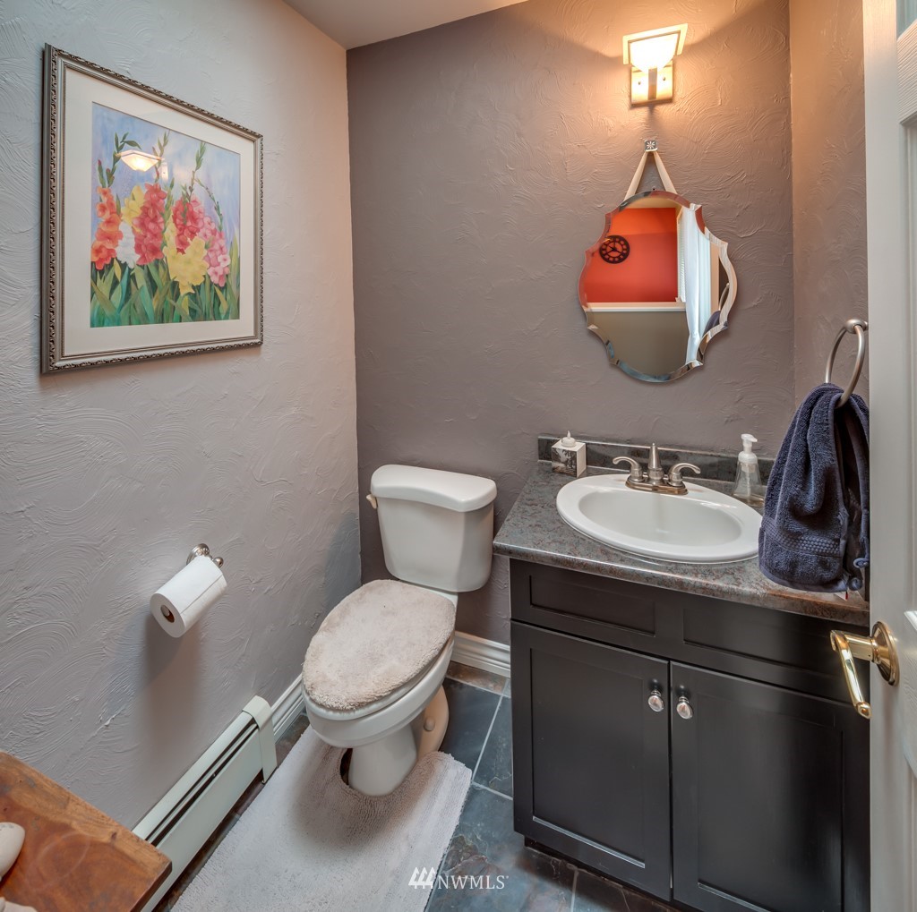 631 H Street Road Lynden, WA 98264 - Photo 12 of 25 Gallery Image 12