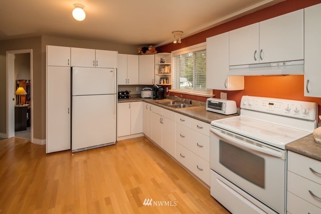 631 H Street Road Lynden, WA 98264 - Photo 14 of 25 Gallery Image 14