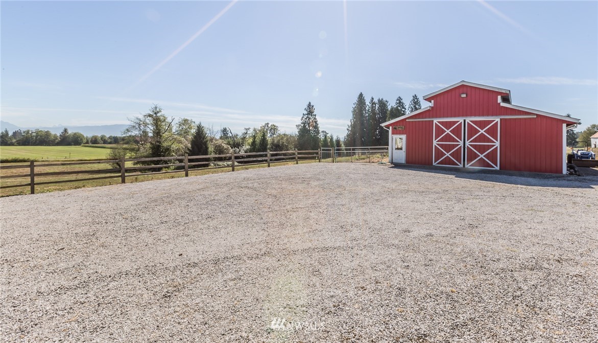 631 H Street Road Lynden, WA 98264 - Photo 17 of 25 Gallery Image 17