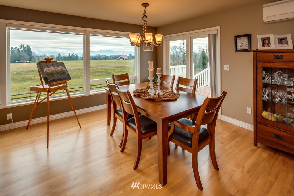631 H Street Road Lynden, WA 98264 - Photo 4 of 25 Gallery Image 4