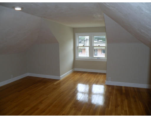 138 Boston Road Billerica, MA 01862 - Photo 12 of 17