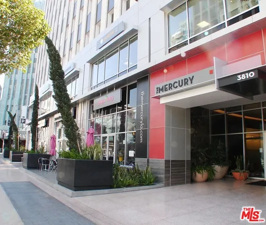 $3,200 | 3810 Wilshire Boulevard, Unit 1708, Los Angeles, CA 90010