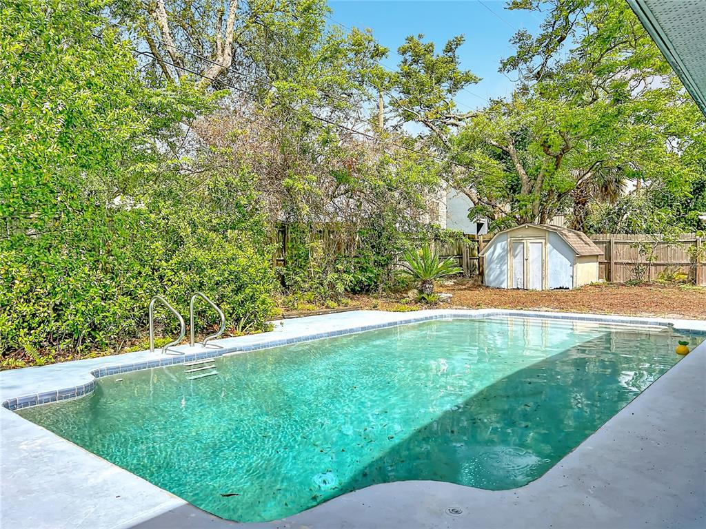 1700 Edmundshire Road Orlando, FL 32812 - Photo 34 of 43 a view of a back yard