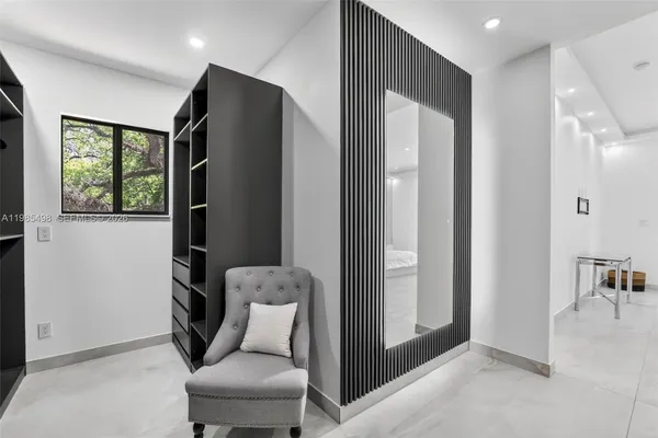 $8,900 | 3000 Riverland Road, Fort Lauderdale, FL 33312