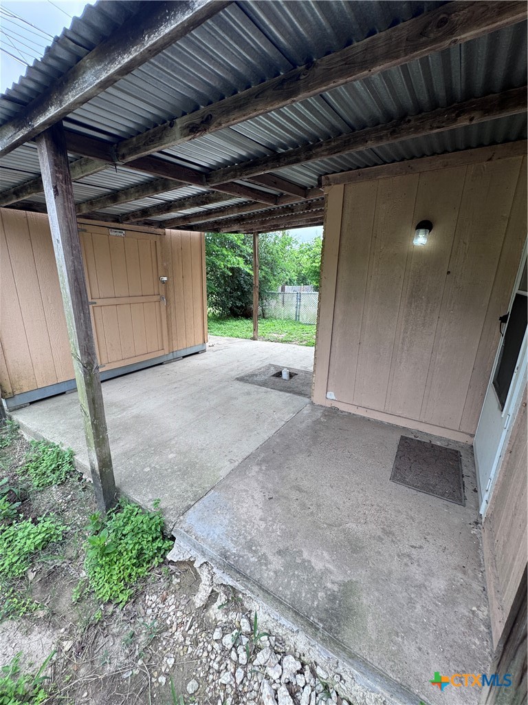 1301 North 10th Street Temple, TX 76501 - Photo 18 of 25 a view of a backyard of a house