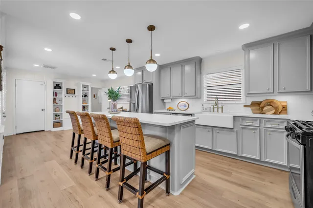 $285,000 | 922 Innsdale Drive, Houston, TX 77076