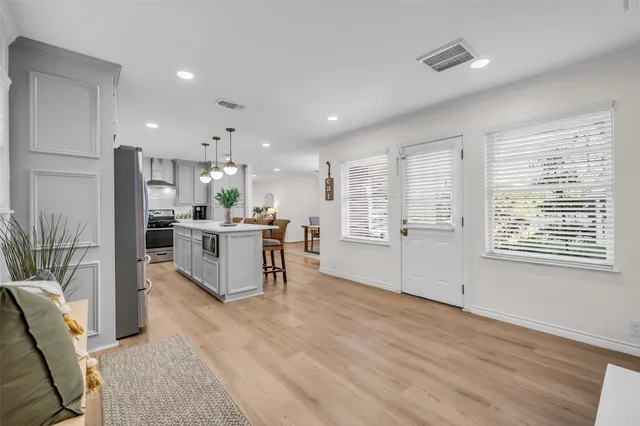 $285,000 | 922 Innsdale Drive, Houston, TX 77076