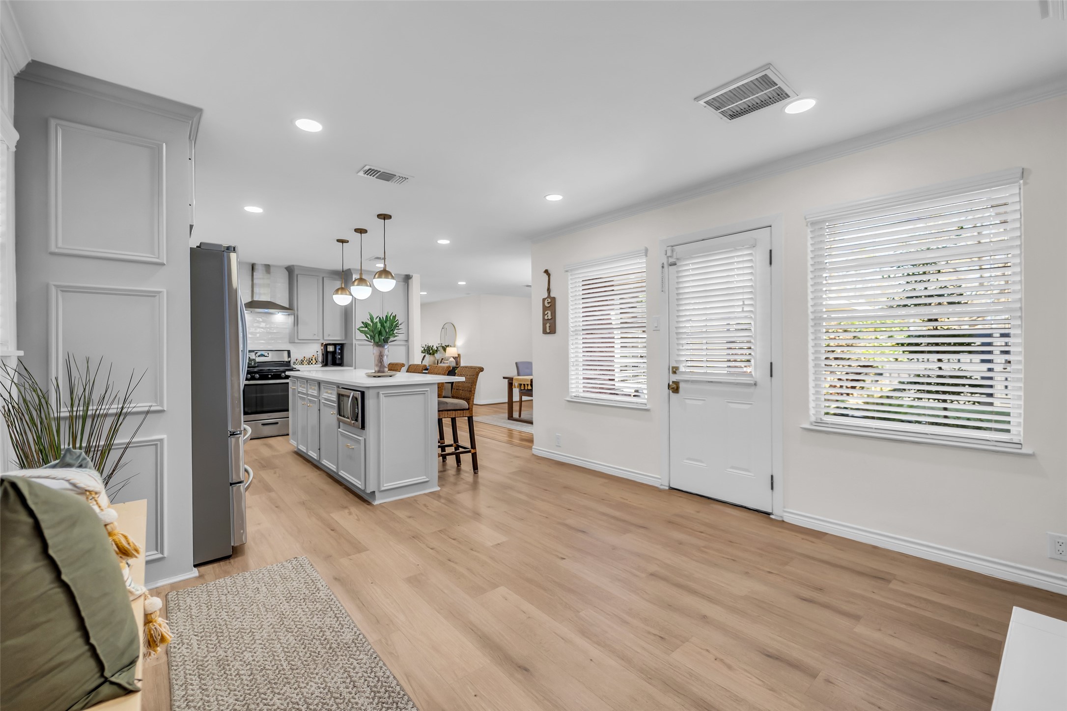 922 Innsdale Drive Houston, TX 77076 - Photo 19 of 40