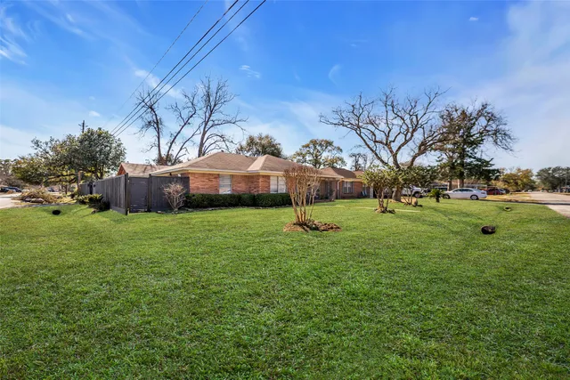 $285,000 | 922 Innsdale Drive, Houston, TX 77076