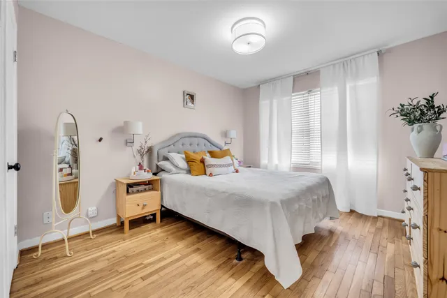 $285,000 | 922 Innsdale Drive, Houston, TX 77076