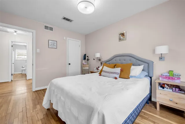 $285,000 | 922 Innsdale Drive, Houston, TX 77076