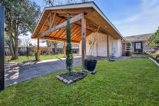 $285,000 | 922 Innsdale Drive, Houston, TX 77076