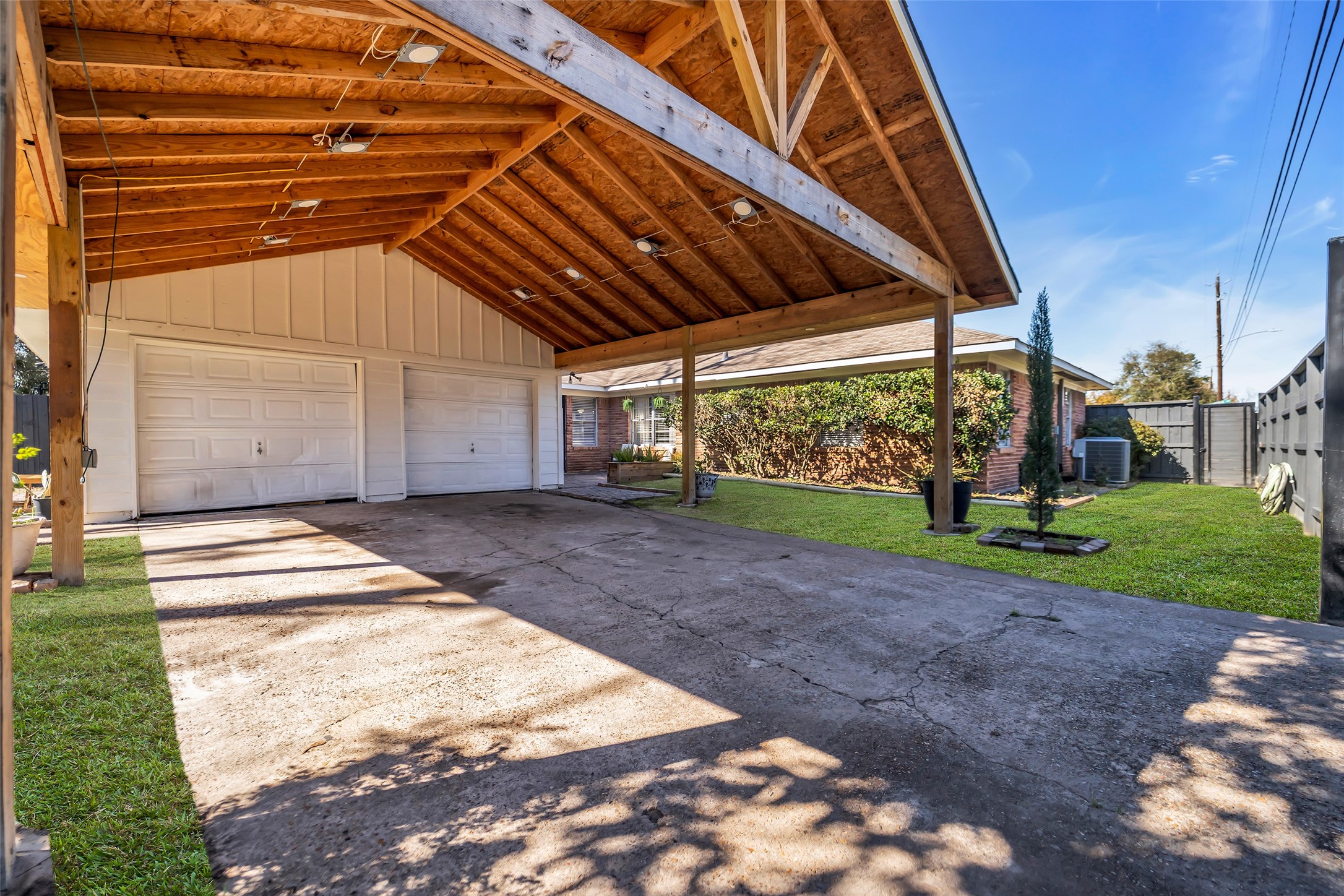 922 Innsdale Drive Houston, TX 77076 - Photo 31 of 40