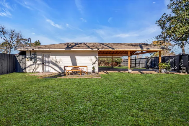 $285,000 | 922 Innsdale Drive, Houston, TX 77076