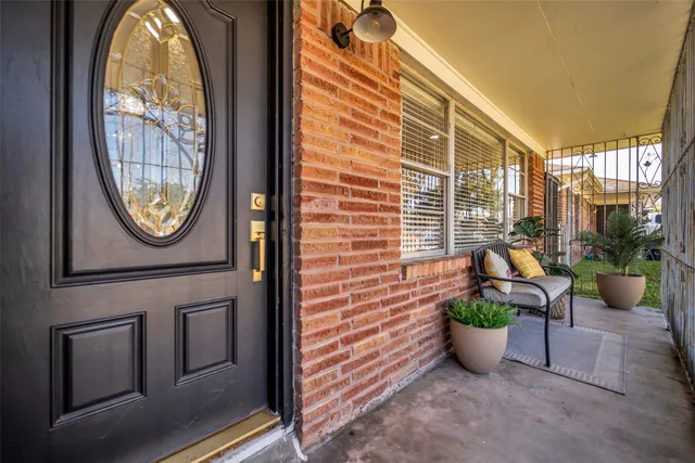 $285,000 | 922 Innsdale Drive, Houston, TX 77076