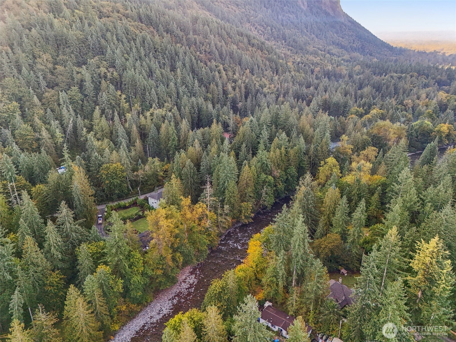 7346 Moon Valley Road Southeast North Bend, WA 98045 - Photo 5 of 14 Gallery Image 5
