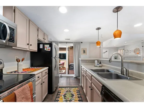 $447,000 | 6238 Willow Lane, Boulder, CO 80301