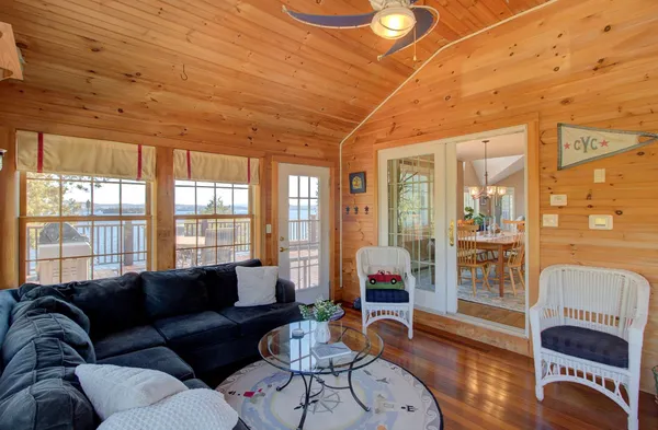 $1,979,000 | 25 Cavendish Cove Road, South Hero, VT 05486