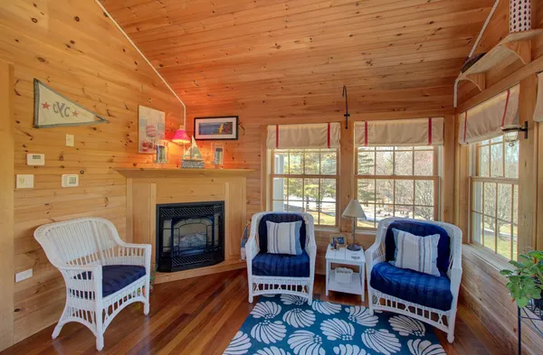 $1,979,000 | 25 Cavendish Cove Road, South Hero, VT 05486