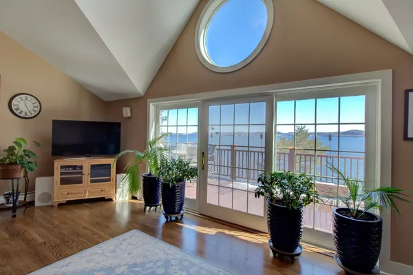 $1,979,000 | 25 Cavendish Cove Road, South Hero, VT 05486