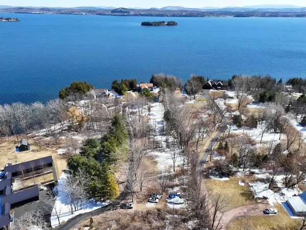 $1,979,000 | 25 Cavendish Cove Road, South Hero, VT 05486