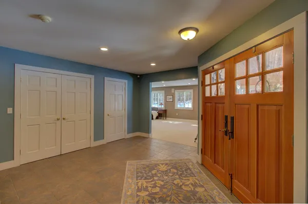 $1,979,000 | 25 Cavendish Cove Road, South Hero, VT 05486