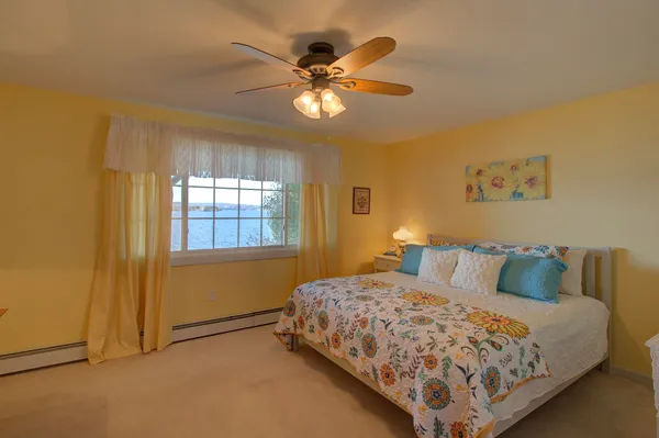 $1,979,000 | 25 Cavendish Cove Road, South Hero, VT 05486