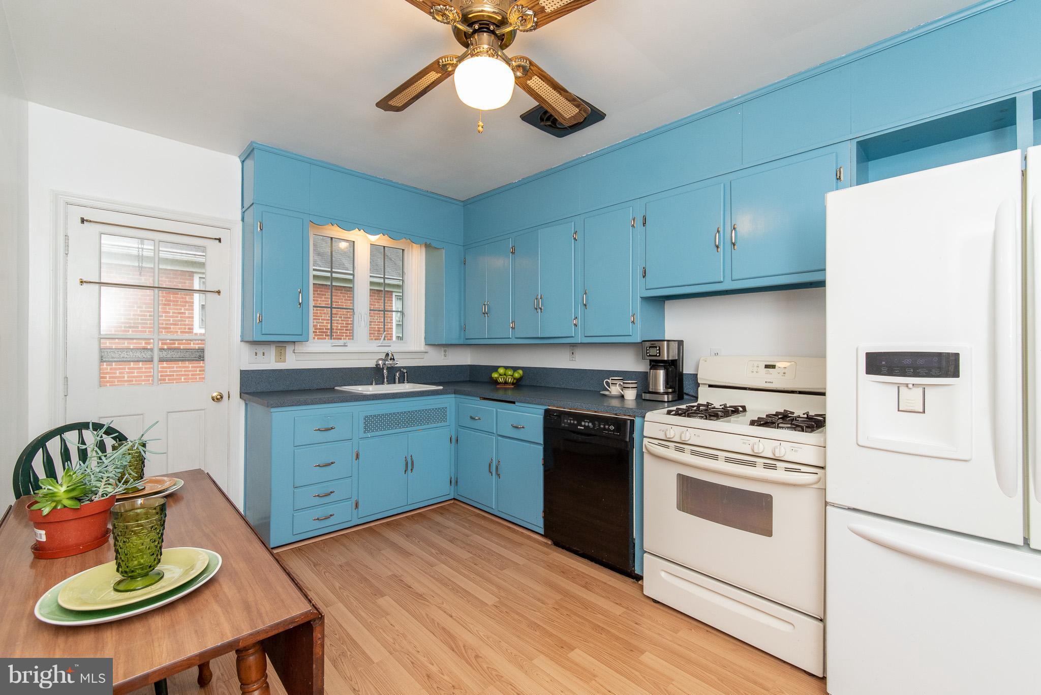 5010 Plymouth Road Baltimore, MD 21214 - Photo 15 of 30 Kitchen