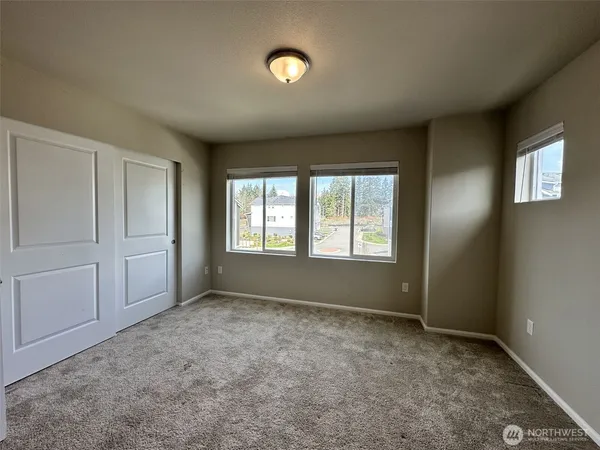 $397,475 | 17541 110th Avenue East, Unit A, Puyallup, WA 98374