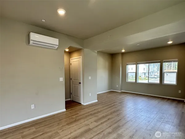 $397,475 | 17541 110th Avenue East, Unit A, Puyallup, WA 98374