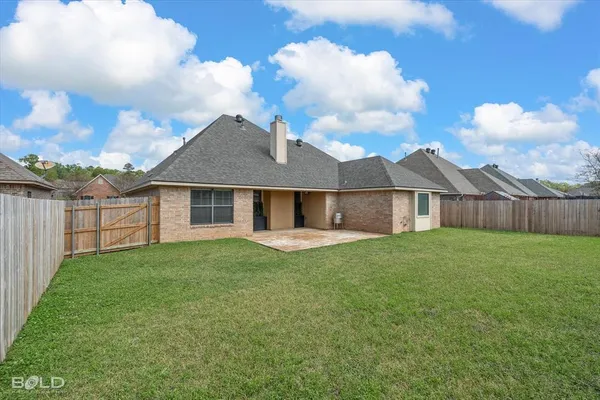 $272,900 | 806 Applewood Trail, Haughton, LA 71037
