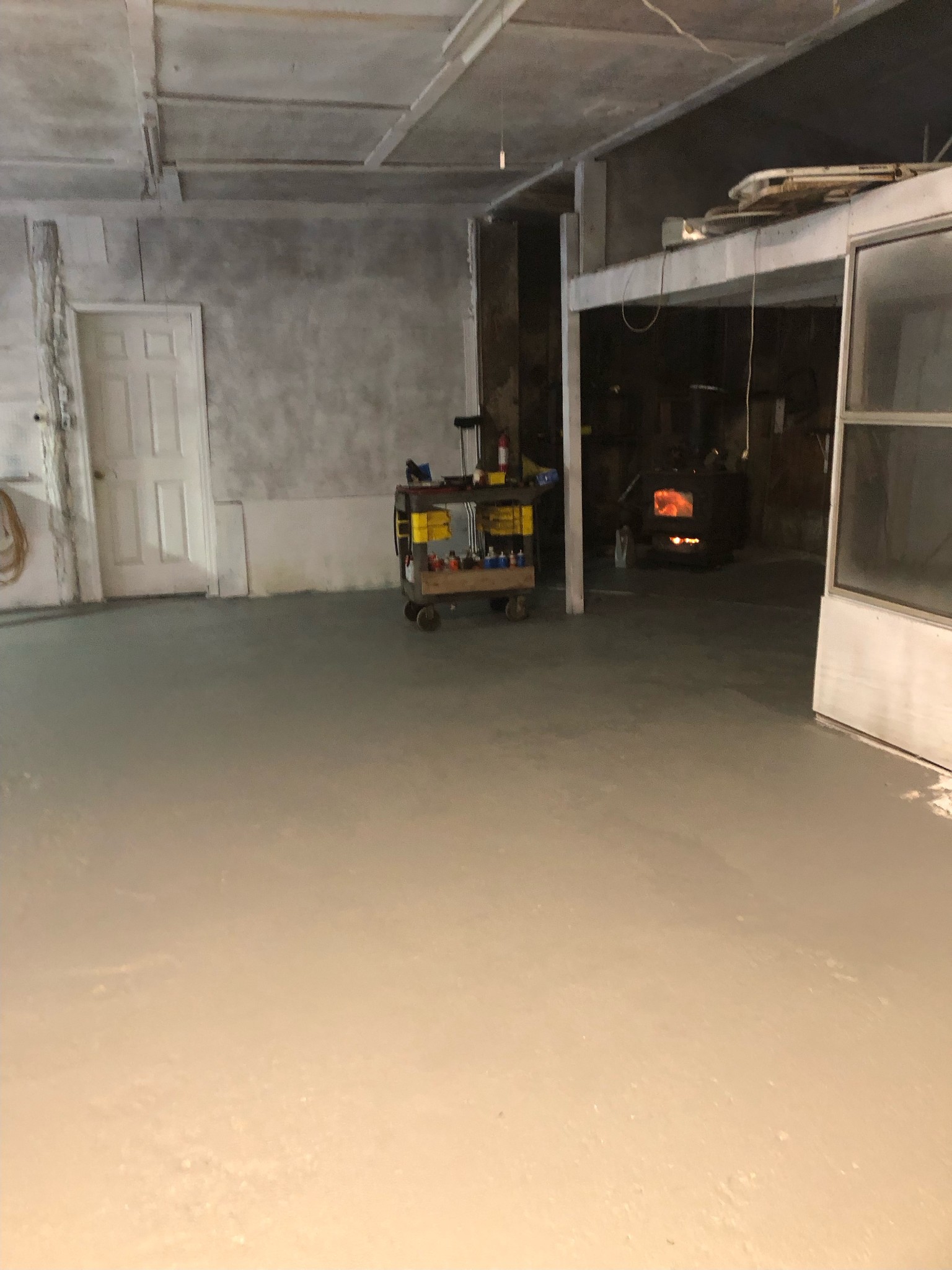 3119 Tyree Springs Road Hendersonville, TN 37075 - Photo 34 of 61 a car parked in parking garage