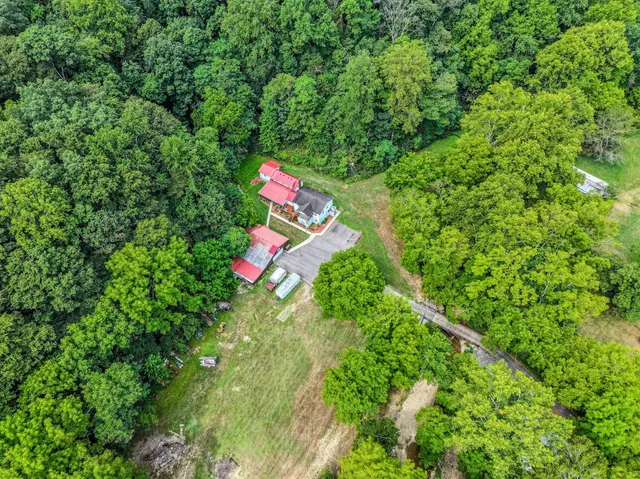 $699,900 | 3119 Tyree Springs Road, Hendersonville, TN 37075