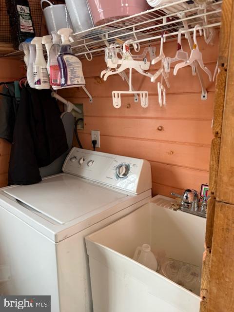 2115 Potts Hill Road Etters, PA 17319 - Photo 14 of 41 Charming laundry nook with practical storage.