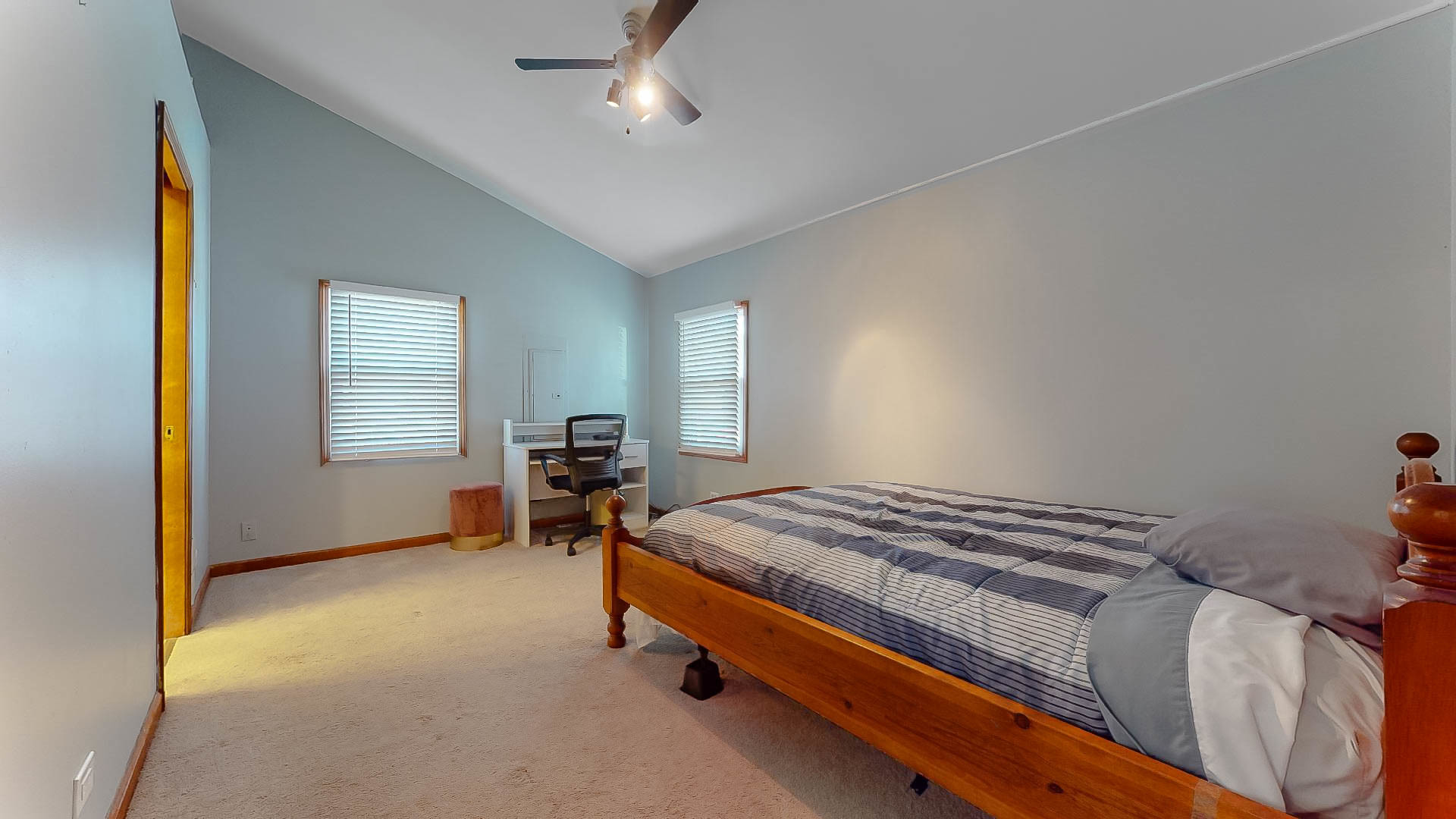 2S216 Riverside Avenue Warrenville, IL 60555 - Photo 12 of 38