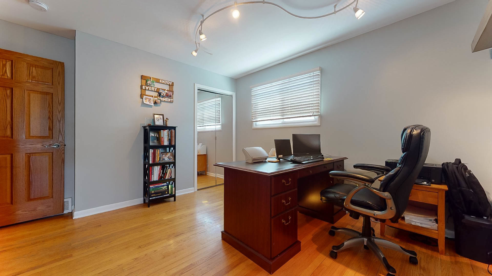 2S216 Riverside Avenue Warrenville, IL 60555 - Photo 16 of 38