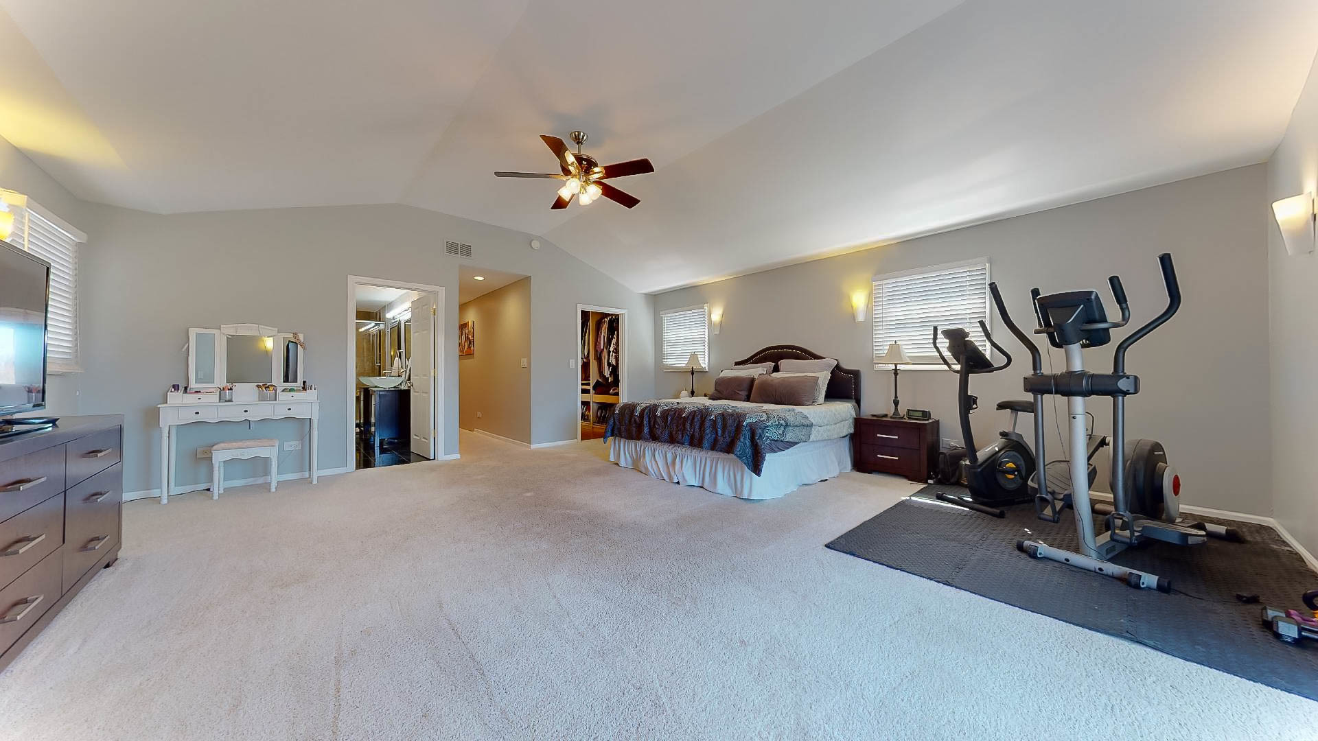 2S216 Riverside Avenue Warrenville, IL 60555 - Photo 18 of 38