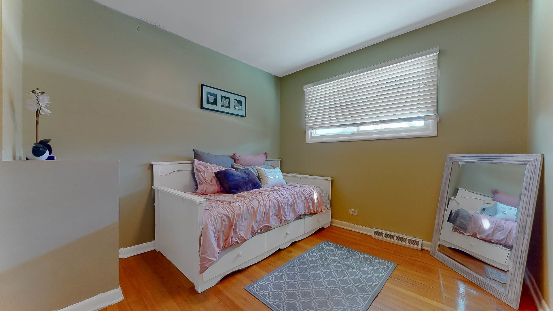 2S216 Riverside Avenue Warrenville, IL 60555 - Photo 24 of 38