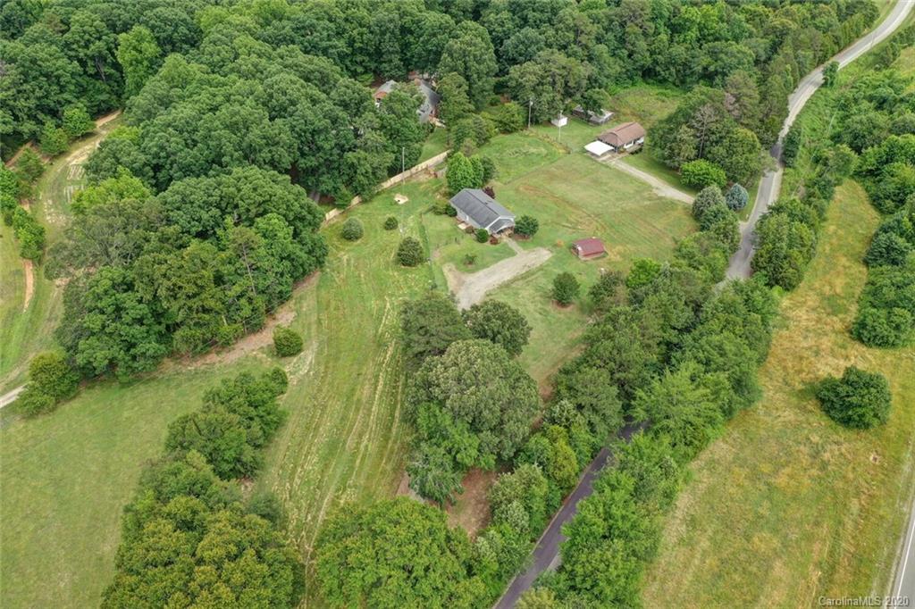 113 White Farm Road Dallas, NC 28034 - Photo 32 of 33 Gallery Image 32