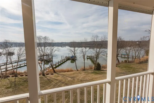 $1,000,000 | 175 Shellfield Lane, Colonial Beach, VA 22443