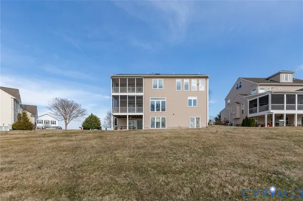 $1,000,000 | 175 Shellfield Lane, Colonial Beach, VA 22443