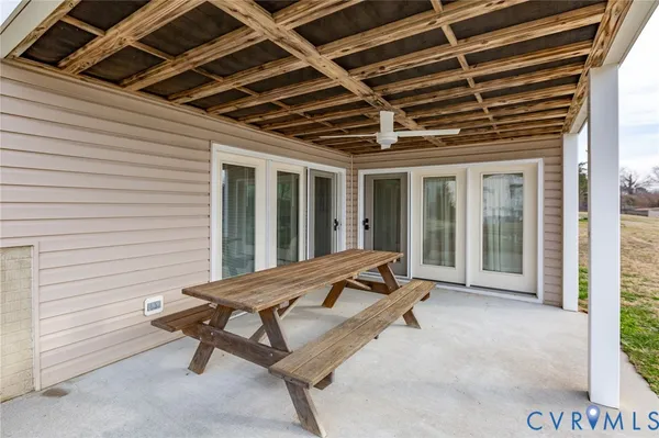 $1,000,000 | 175 Shellfield Lane, Colonial Beach, VA 22443