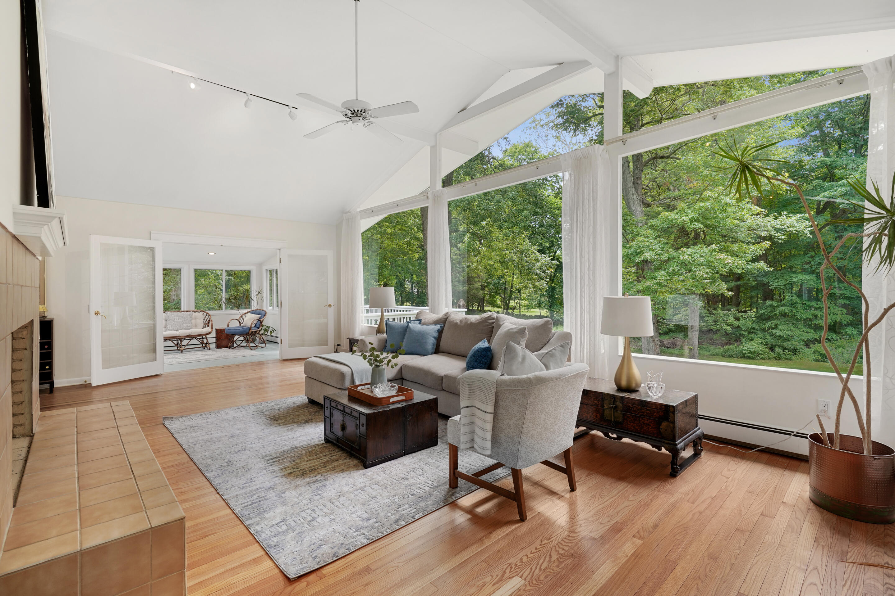 101 Juniper Road New Canaan, CT 06840 - Photo 4 of 35 A timeless energy + a very current vibe