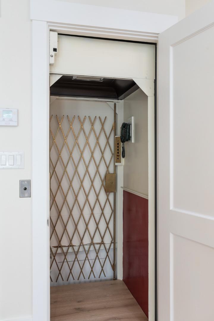 161 Stone Pine Lane Menlo Park, CA 94025 - Photo 13 of 26 a view of walk in closet
