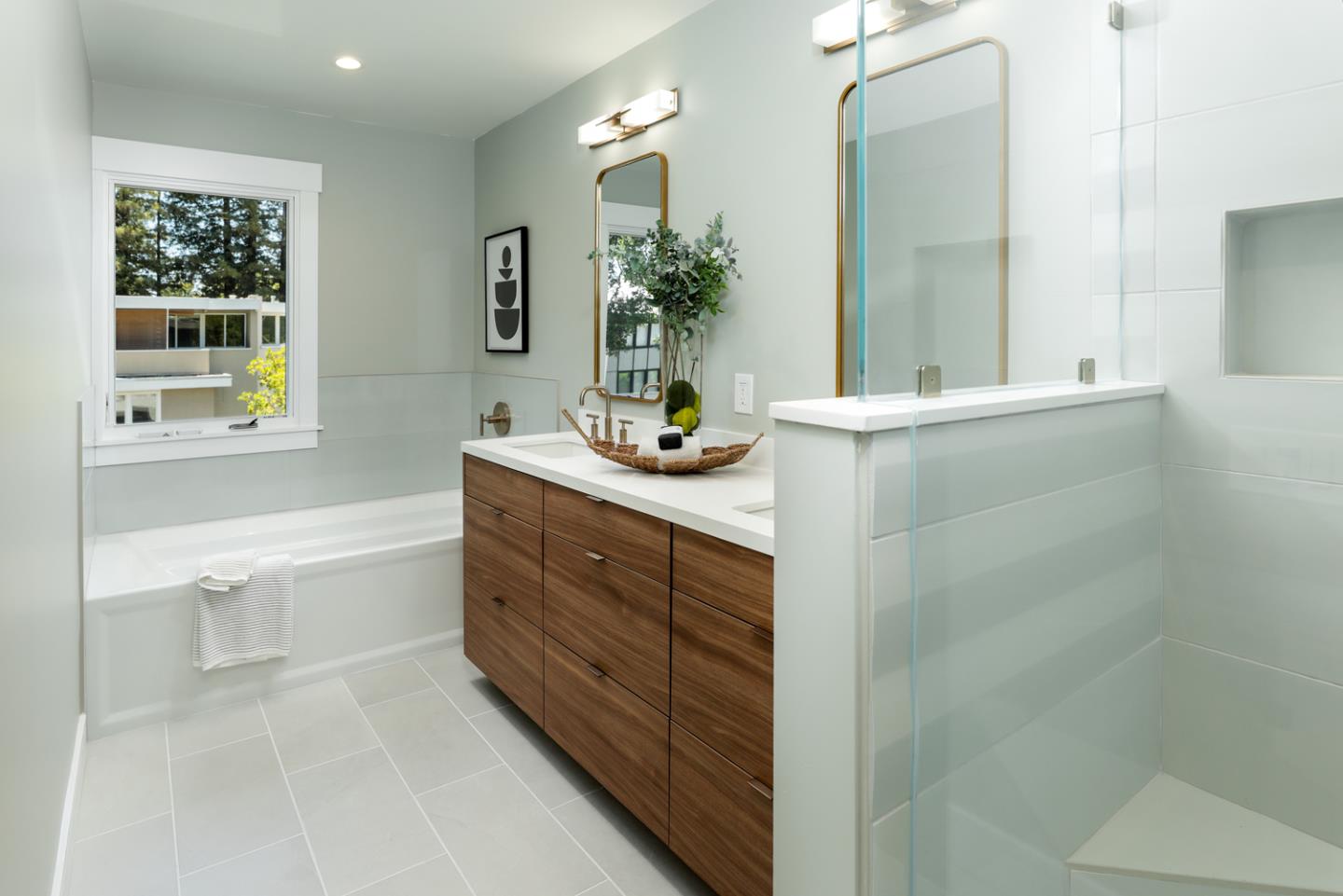161 Stone Pine Lane Menlo Park, CA 94025 - Photo 15 of 26 a bathroom with a tub sink and mirror