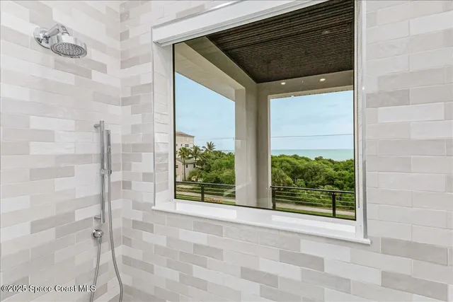 $3,500,000 | 2050 South Atlantic Avenue, Cocoa Beach, FL 32931