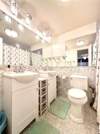 $4,600 | 312 America, Newport, RI 02840