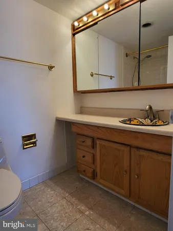 $1,695 | 2059 Huntington Avenue, Unit 909, Alexandria, VA 22303
